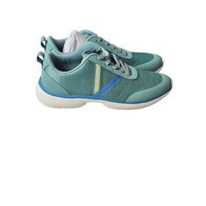 ladies Jolisa sneakers Nwb